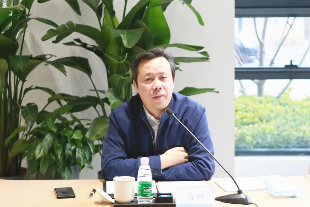 金隅,理論學習,中心